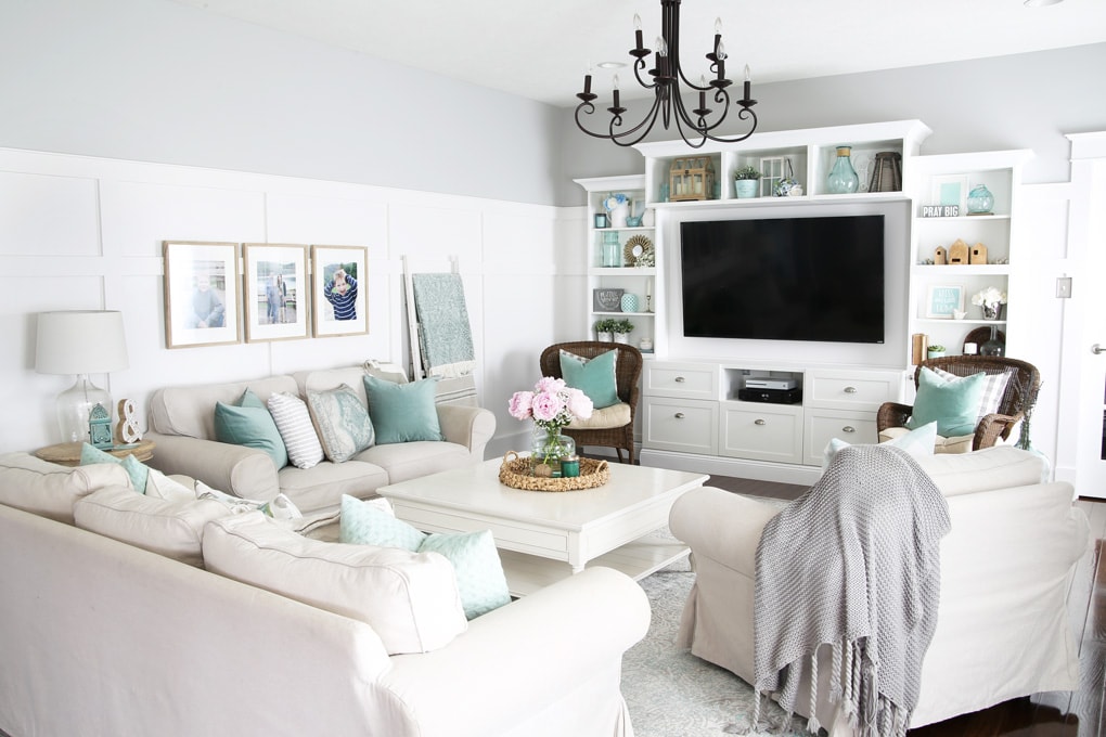 Less Decoratin How to Buy Less Decor and Still Have a Beautiful Home